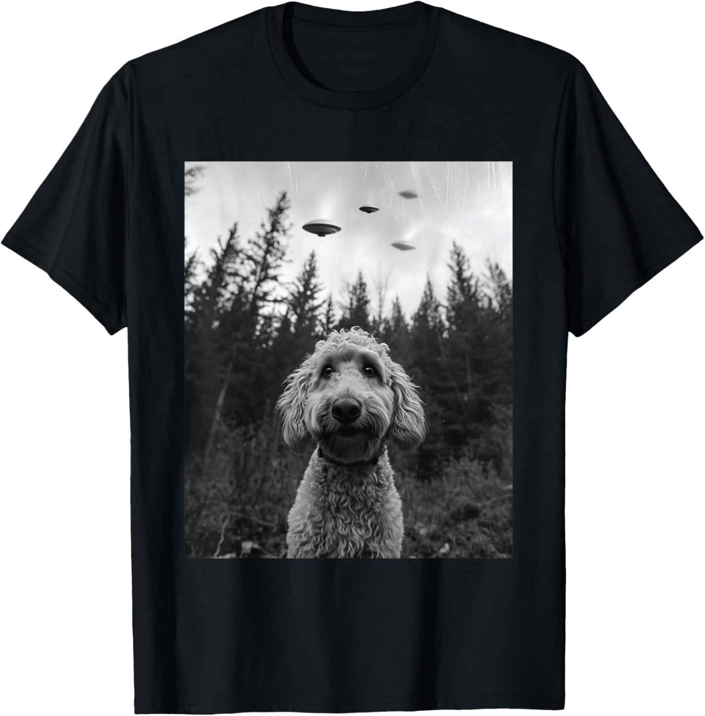 Dog Mom Dad - Funny Alien Selfie Goldendoodle UFO T-Shirt