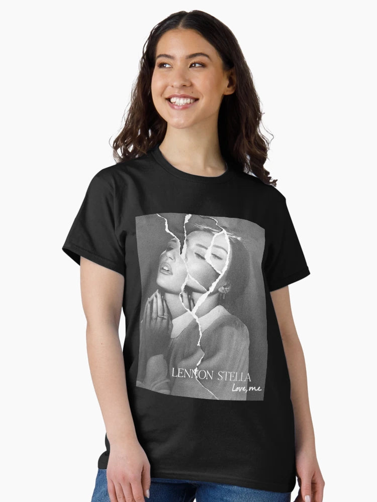 Gilelu-Lennon-Stella-Love,-Me-Tour-2021-Tri-blend