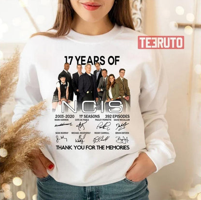 17 Years Of Ncís All Cast Signed 17 Seasons 389 Episodes Unisex T-Shirt