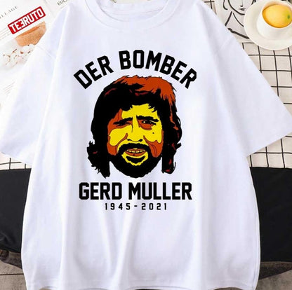1945 2021 Gerd Muller Fanart 4ever Gerd Der Bomber Unisex Sweatshirt