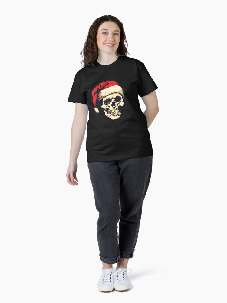 A skull with Santa Claus’s hat